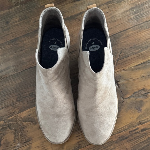 Dr. Scholl's Tan Wedge Boots - Picture 4 of 6